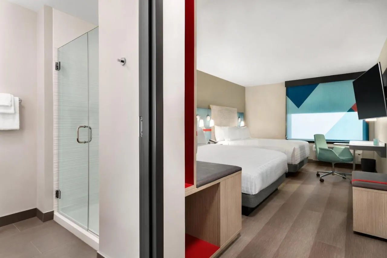 **  Avid Hotels - Orlando International Airport By Ihg США
