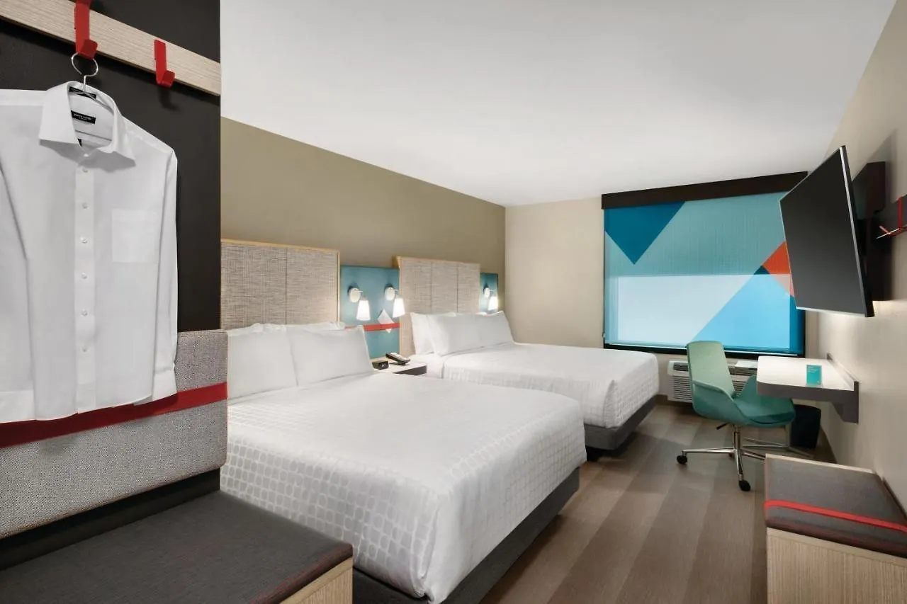 Avid Hotels - Orlando International Airport By Ihg 2*,
